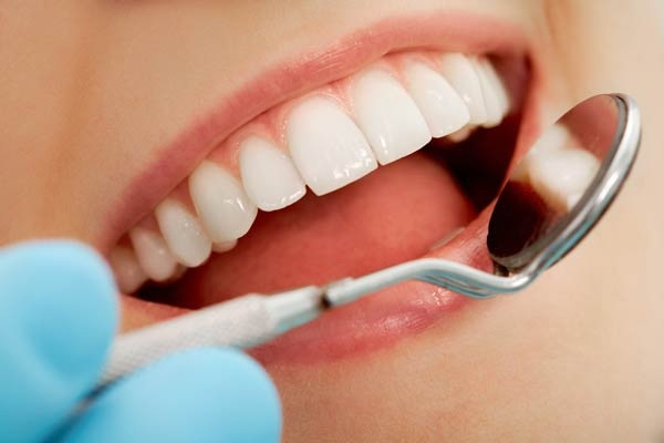 Quy trình thực hiện răng sứ thẩm mỹ Thái Bình