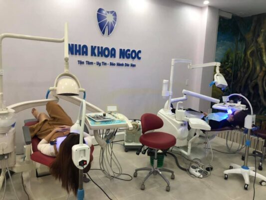 bọc răng sứ Thái Bình