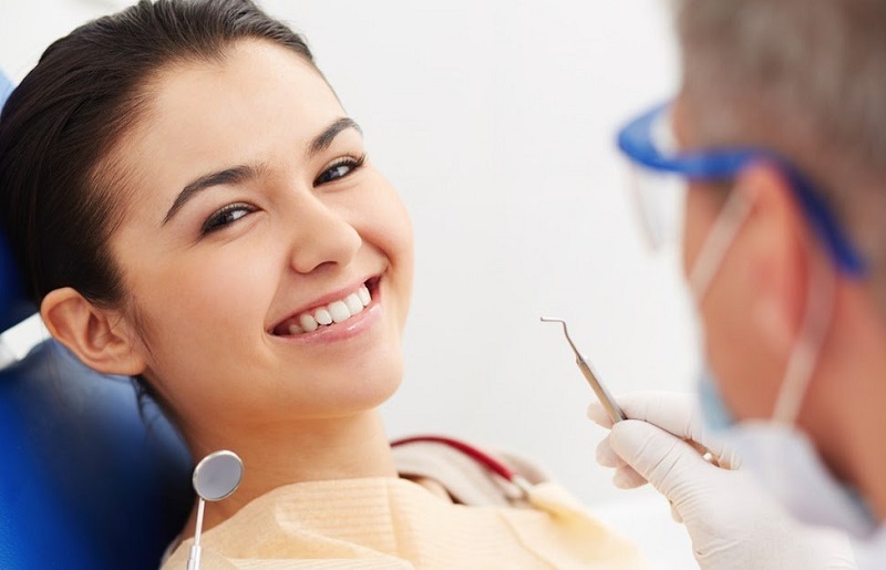 Giá chữa viêm lợi răng sứ: Khi nào cần điều trị gấp để tránh tốn kém hơn? 3 Cần điều trị sớm để bảo vệ sức khỏe cũng như tiết kiệm chi phí